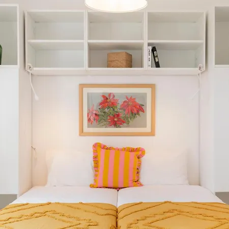 Bela De Santiago I By An Island * Funchal (Madeira)